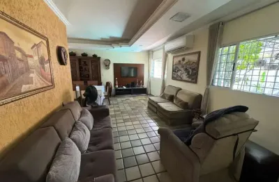 Casa com 4 quartos à venda na Rua Carlos Fernandes, 144, Hipódromo, Recife