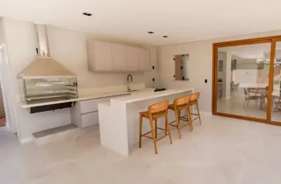 Casa em condomínio fechado com 6 quartos à venda na Avenida Humaitá, Guarajuba, Camaçari