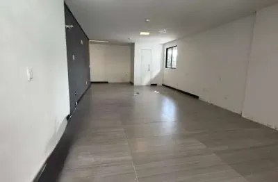 Sala comercial para alugar na Avenida Dom Antônio Brandão, 203, Farol, Maceió