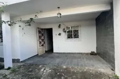 Casa com 3 quartos para alugar na Rua Miguel Guedes Nogueira, 13, Pitanguinha, Maceió
