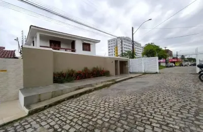 Casa com 4 quartos para alugar na Rua São Pedro, 100, Serraria, Maceió