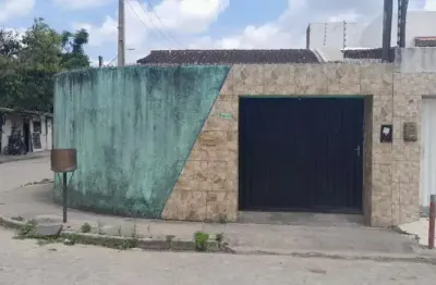 Casa à venda em rua pública, cidade universitária , maceió, al