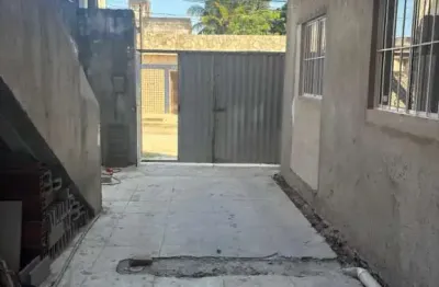 Casa com 2 quartos para alugar na Rua Adolfo Gustavo, Barro Duro, Maceió