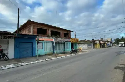 Casa à venda na Avenida Belmiro Amorim, Santa Lúcia, Maceió