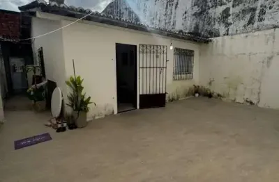 Casa com 2 quartos à venda na Rua Seis, Bugio, Aracaju