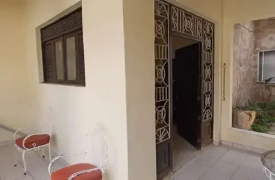 Casa com 4 quartos para alugar na Rua Frederico, 22, Encruzilhada, Recife