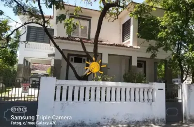 Casa com 6 quartos à venda na Avenida Visconde de Suassuna, 191, Boa Vista, Recife