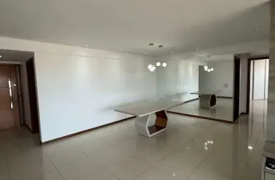 Apartamento à venda no undefined , undefined , maceió, undefined