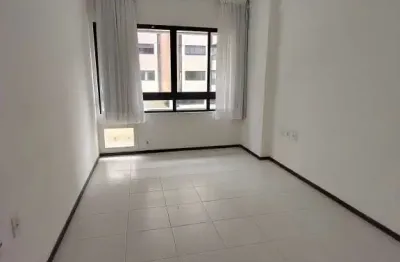 Apartamento à venda no edif plaza atheneer, ponta verde, maceió, al