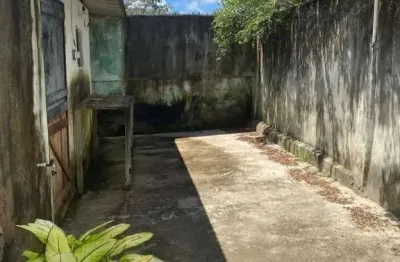 Casa à venda em rua pública, tabuleiro do pinto, rio largo, al