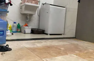 Casa em condomínio fechado com 3 quartos à venda na Avenida B, 628, Jangurussu, Fortaleza