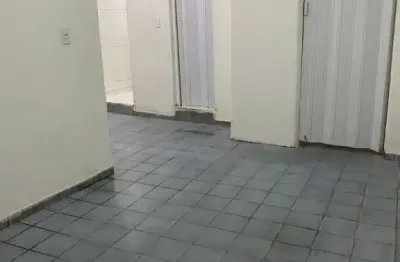 Casa com 3 quartos para alugar na Rua Sérgio Alves, 190, Jacintinho, Maceió