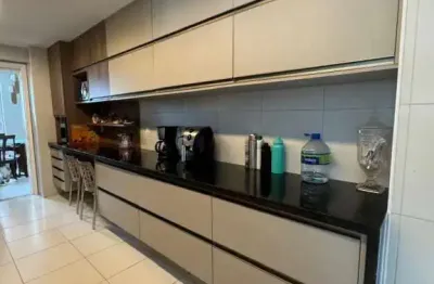 Apartamento à venda no COND. EDF. MARIA CAROLINA MONTENEGRO, MADALENA, Recife, PE