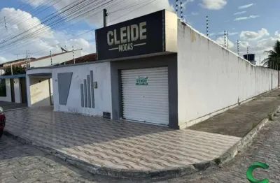 Casa com 3 quartos à venda na Rua Maria Xavier de Melo, 143, Cavaco, Arapiraca