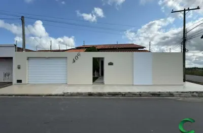 Casa com 3 quartos à venda na Avenida Antônio Barbosa, 409, Guaribas, Arapiraca