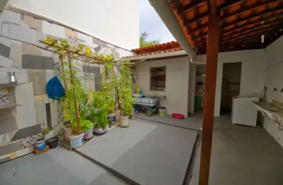 Casa com 3 quartos à venda na Rua F, 101, Farolândia, Aracaju