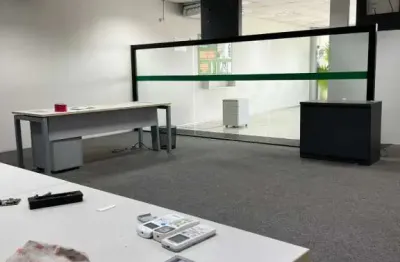 Comercial para locação em rua pública, MADALENA, Recife, PE