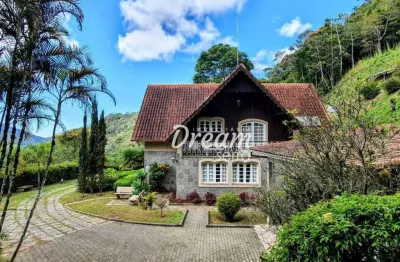 Casa com 12.500m² de terreno 3 dormitórios à venda, 500 m² por r$ 2.250.000 - iucas - teresópolis/rj