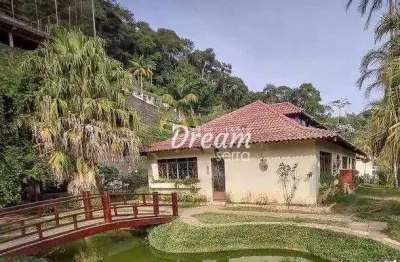 Casa com 4 dormitórios à venda, 228 m² por r$ 1.200.000,00 - quinta da barra - teresópolis/rj