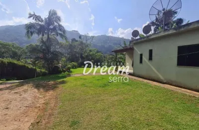 Casa com 3 dormitórios à venda, 170 m² por r$ 675.000,00 - albuquerque - teresópolis/rj