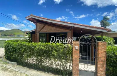 Casa  aconchegante de 2 quartos plana em condominio com lazer - vargem grande -teresópolis- rj