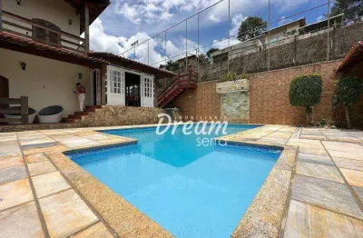 Casa com 4 dormitórios à venda, 422 m² por R$ 1.400.000,00 - Albuquerque - Teresópolis/RJ