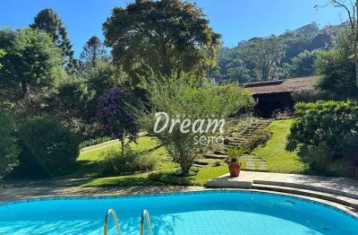 Casa com 5 dormitórios à venda, 350 m² por r$ 1.490.000,00 - albuquerque - teresópolis/rj