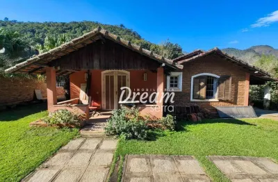 Casa com 4 dormitórios à venda, 400 m² por r$ 990.000,00 - córrego das pedras - teresópolis/rj