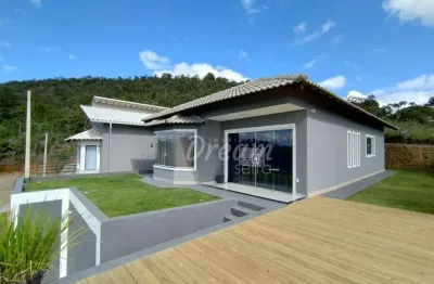 Casa com 3 dormitórios à venda, 100 m² por r$ 695.000,00 - albuquerque - teresópolis/rj