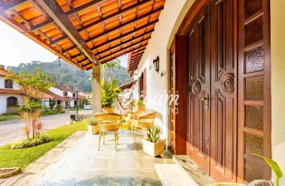 Casa em condomínio fechado com 3 quartos à venda na Rua Manoel José Lebrão, Várzea, Teresópolis