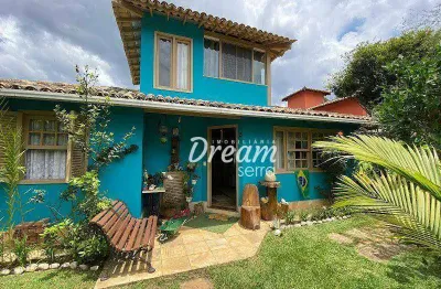 Casa com 3 dormitórios à venda, 112 m² por r$ 670.000,00 - albuquerque - teresópolis/rj