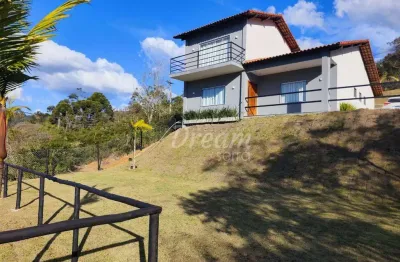 Casa com 3 dormitórios à venda, 130 m² por r$ 690.000,00 - albuquerque - teresópolis/rj