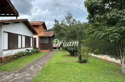 Oportunidade de apartamento tipo casa no bairro de albuquerque- treresópolis-rj