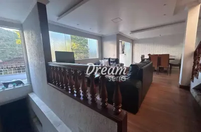Casa com 3 dormitórios para alugar, 162 m² por r$ 5.704,52/mês - várzea - teresópolis/rj