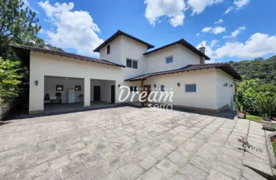 Casa com 4 dormitórios à venda, 269 m² por r$ 1.700.000,00 - albuquerque - teresópolis/rj