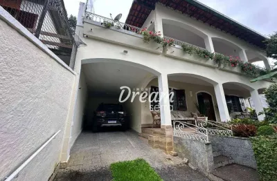 Casa com 3 dormitórios à venda, 287 m² por r$ 1.590.000,00 - várzea - teresópolis/rj