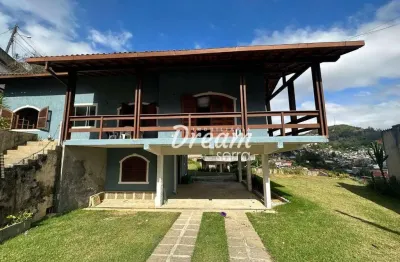 Casa com 4 dormitórios à venda, 205 m² por r$ 998.000,00 - golfe - teresópolis/rj