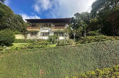 Casa com 3 dormitórios à venda, 172 m² por r$ 1.200.000,00 - alto - teresópolis/rj
