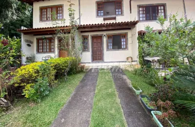 Casa com 3 dormitórios à venda, 120 m² por r$ 480.000,00 - cascata dos amores - teresópolis/rj