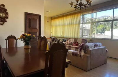 Oportunidade de apartamento no centro da cidade de teeresópolis com vista privilegiada.