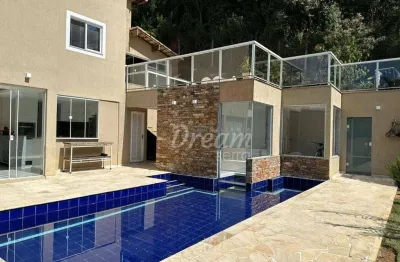 Linda casa em condomínio com 3 suítes, e lazer privativo à venda, 137 m² por r$ 1.450.000 - bom retiro - teresópolis/rj