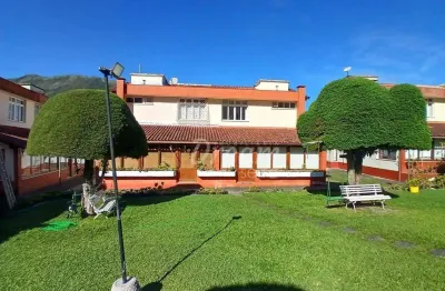 Casa com 3 dormitórios à venda, 105 m² por r$ 860.000,00 - alto - teresópolis/rj