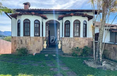 Casa com 3 dormitórios, 284 m² - venda por r$ 950.000,00 ou aluguel por r$ 7.150,00/mês - fazendinha - teresópolis/rj