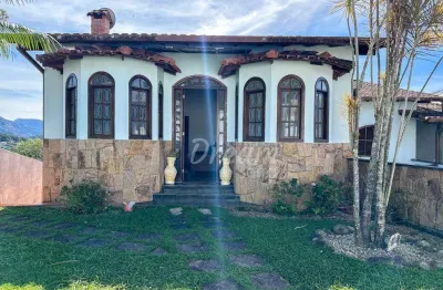Casa com 3 dormitórios, 284 m² - venda por r$ 950.000,00 ou aluguel por r$ 7.150,00/mês - fazendinha - teresópolis/rj