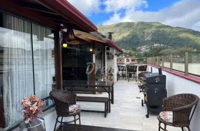 Cobertura Linear com 2 dormitórios à venda, 125 m² por R$ 760.000 - Alto - Teresópolis/RJ