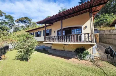 Casa com 4 dormitórios à venda, 144 m² por r$ 740.000,00 - quinta da barra - teresópolis/rj