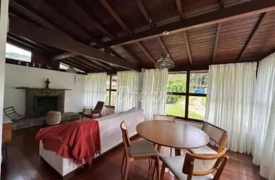 Sítio urbano com 5.000m² plano, 2 nascentes, 3 casas por r$ 1.200.000 - parque do imbui - teresópolis/rj