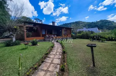 Casa com 7 dormitórios à venda, 200 m² por r$ 880.000,00 - albuquerque - teresópolis/rj
