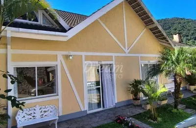 Casa com 3 dormitórios à venda, 118 m² por r$ 640.000 - granja guarani - teresópolis/rj