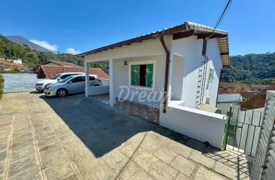 Casa com 4 dormitórios à venda, 138 m² por r$ 880.000,00 - pimenteiras - teresópolis/rj